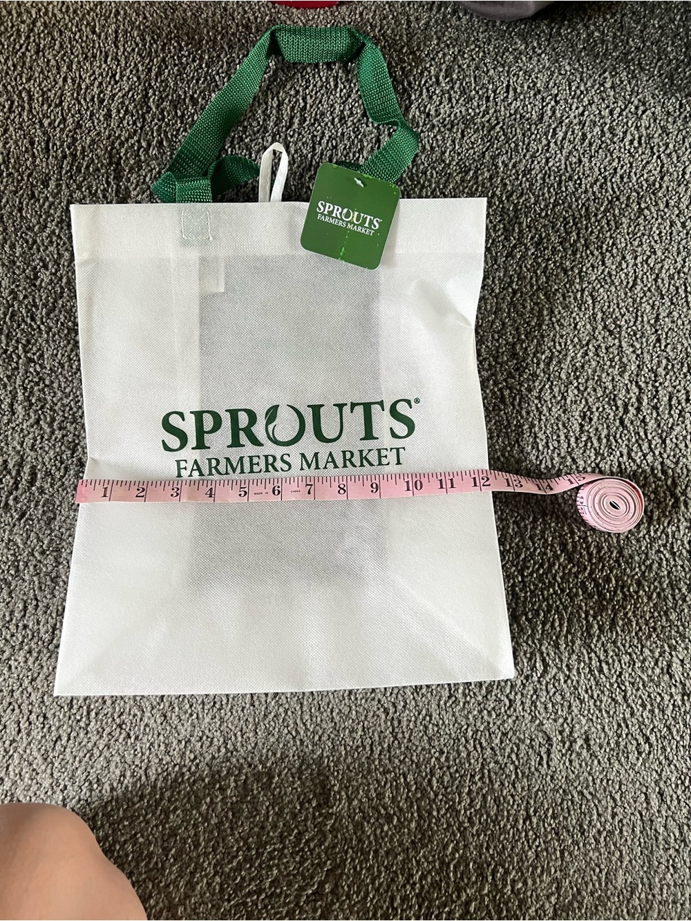 Tote bag